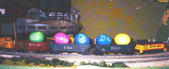 eggtrain.bmp (122734 bytes)